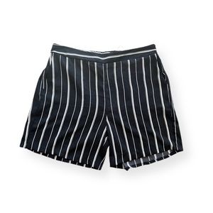 Like An Angel Back & White Striped Shorts - size large